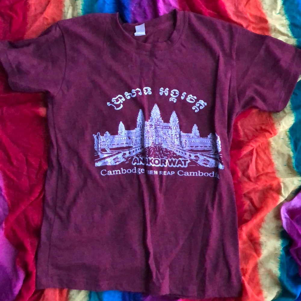 Burgundy tee